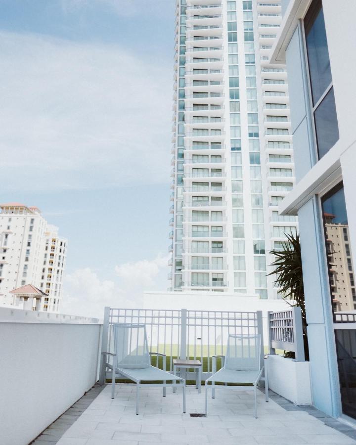 Hyatt Place St. Petersburg/Downtown Hotel Exterior photo